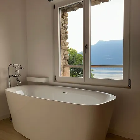 Villa Elegant Vladi With Panoramic Views Bellano
